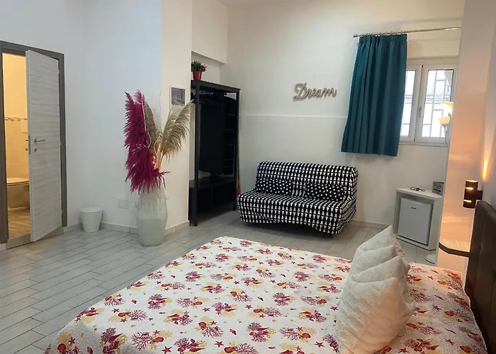 Hotel Dora'S House Napoli